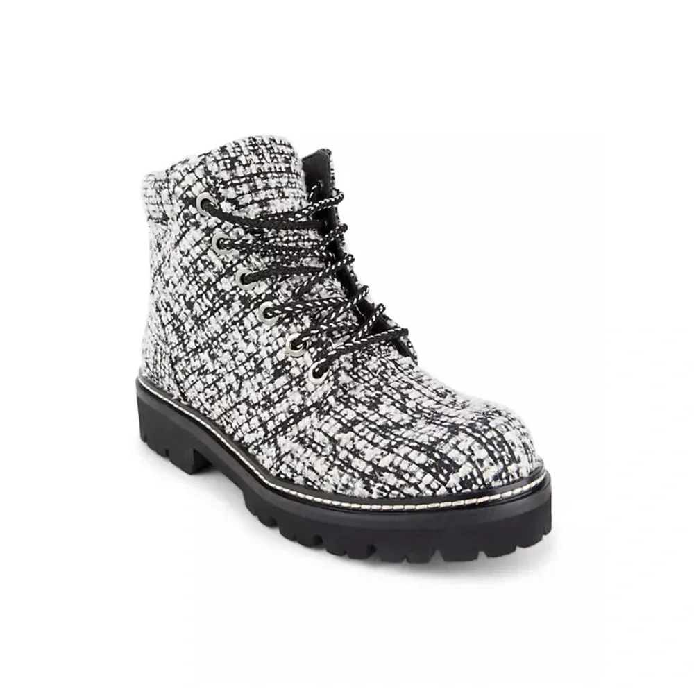 Montelliana Tweed Boots